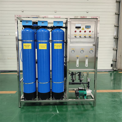 0.5T การบําบัดน้ําสะอาดด้วยการปรับออสโมซิสกลับ 1000 ลิตร/ชั่วโมง เครื่องทําน้ําสะอาดอุตสาหกรรม