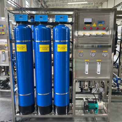 500L / H ความจุ ระบบบําบัดน้ําออสโมซิสกลับสําหรับเครื่องปรับน้ํา