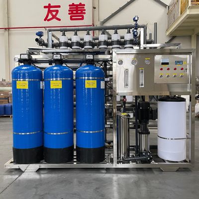 2000lph Reverse Osmosis อุปกรณ์รักษาน้ําบริสุทธิ์ เครื่องจักรกรองน้ําอุตสาหกรรม